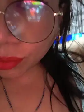 Kasandra02 online show from July 18, 4:32 am
