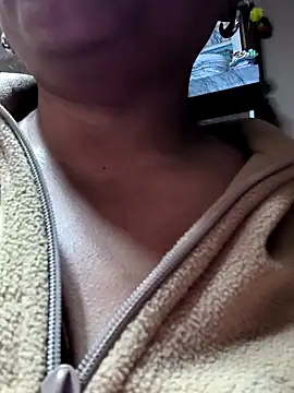 Kasandra02 online show from February 19, 6:27 pm