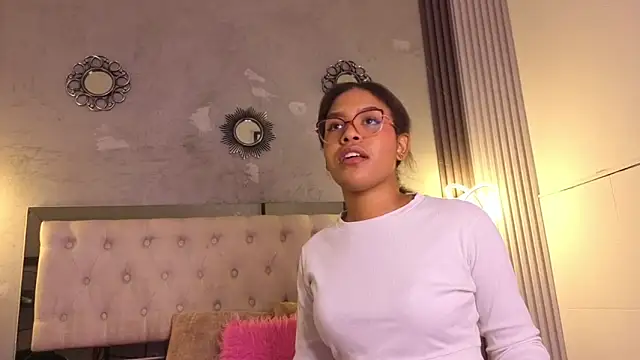 alexa andherson online show from September 20, 7:19 pm