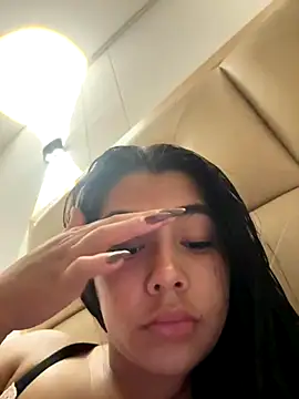 Snapshot of darsha_90 chatting on November 8, 11:08 pm darsha 90 online show from November 8, 11:08 pm