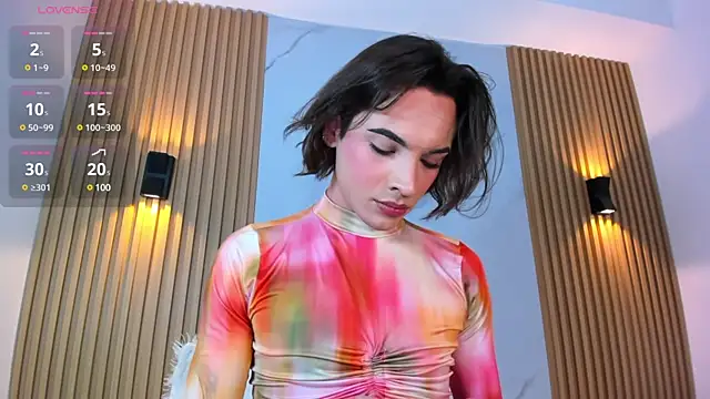 Snapshot of miss_Ari chatting on February 5, 8:04 pm miss Ari online show from February 5, 8:04 pm