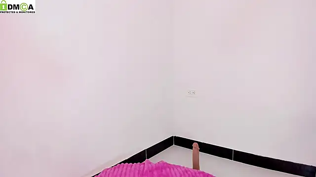 Snapshot of baby_alee chatting on October 12, 11:39 pm baby alee online show from October 12, 11:39 pm
