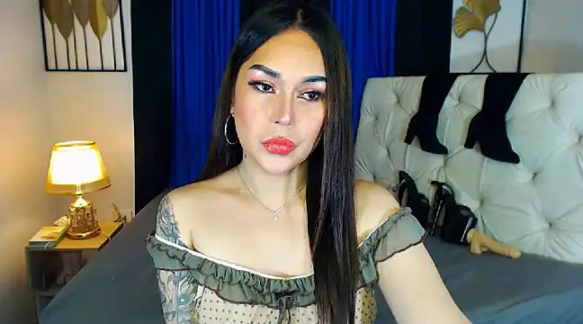 Snapshot of asian_ishnakhan chatting on March 17, 10:27 am asian ishnakhan online show from March 17, 10:27 am