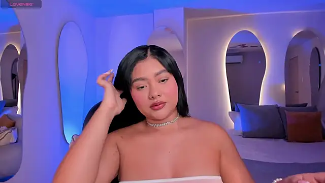 Snapshot of GabriellaLee chatting on November 28, 3:17 am GabriellaLee online show from November 28, 3:17 am