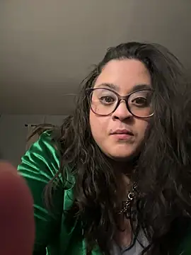 Snapshot of tillymarie34 chatting on January 28, 3:57 am tillymarie34 online show from January 28, 3:57 am