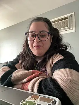 Snapshot of tillymarie34 chatting on March 9, 8:21 pm tillymarie34 online show from March 9, 8:21 pm