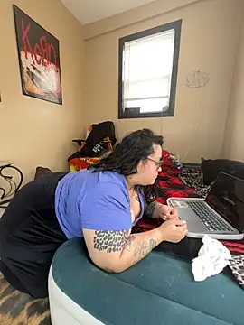 tillymarie34 online show from March 29, 8:43 pm