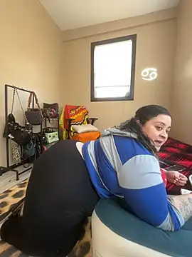 tillymarie34 online show from March 9, 5:38 pm