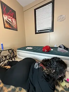 tillymarie34 online show from April 22, 2:51 am