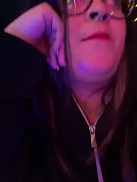 tillymarie34 online show from February 1, 1:48 am