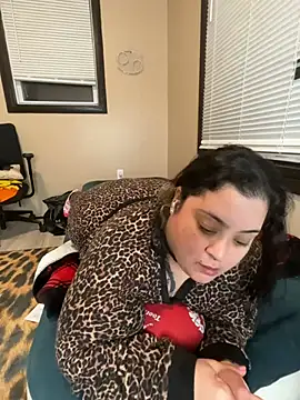 tillymarie34 online show from March 3, 1:45 am