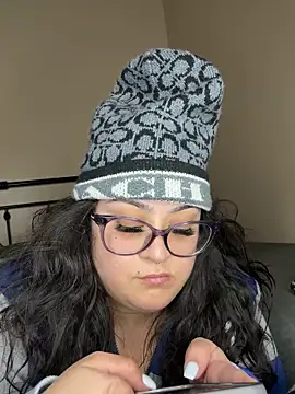 tillymarie34 online show from December 21, 11:05 pm