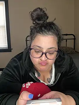 tillymarie34 online show from November 23, 7:46 pm