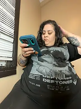 tillymarie34 online show from April 29, 3:00 am