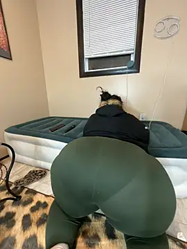 tillymarie34 online show from April 9, 2:46 am