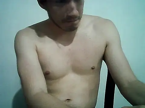 luis zamora223 online show from May 2, 2:39 am