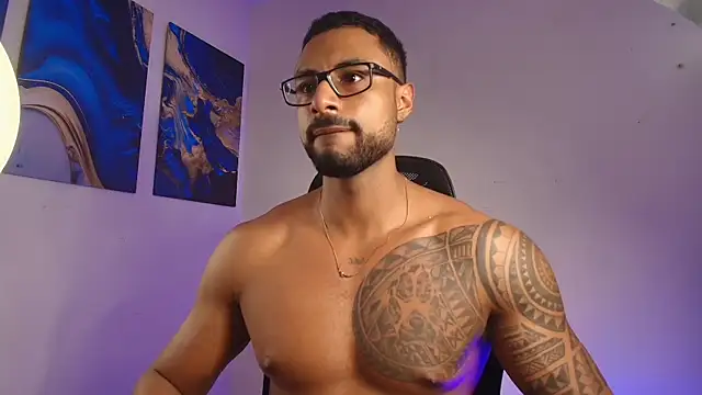 LiamGarcia1 online show from March 12, 7:07 pm