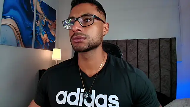 LiamGarcia1 online show from April 15, 4:40 am