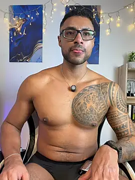 LiamGarcia1 online show from July 10, 2:17 pm