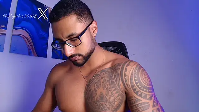 LiamGarcia1 online show from March 17, 5:27 pm