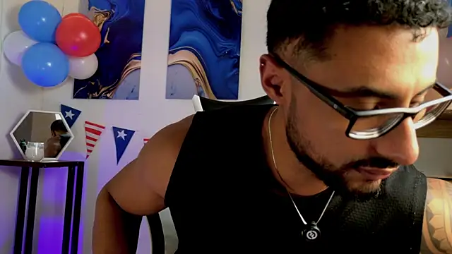 LiamGarcia1 online show from July 4, 4:00 pm