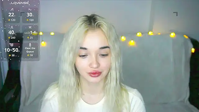 Ashley S online show from November 17, 11:09 pm