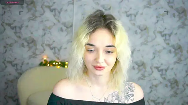 Ashley S online show from May 14, 10:29 pm