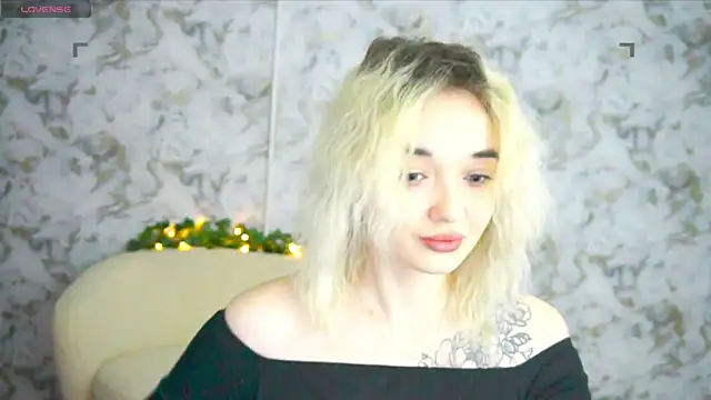Ashley S online show from April 22, 10:16 pm