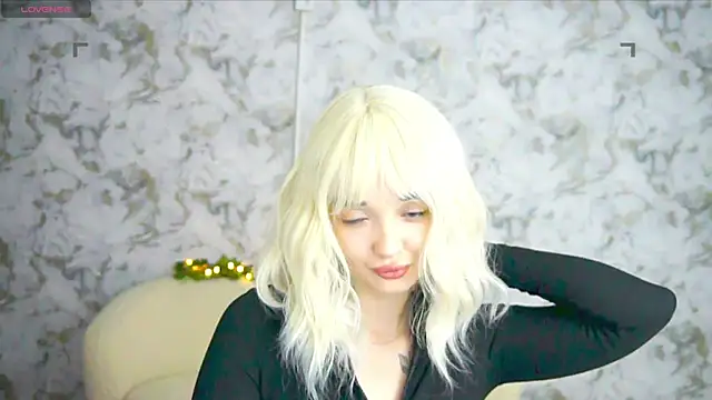 Ashley S online show from June 10, 10:22 pm