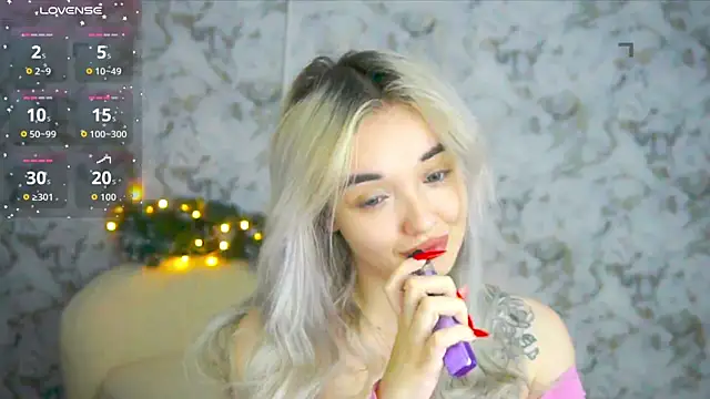 Ashley S online show from March 5, 11:10 pm