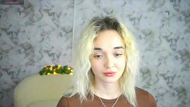 Ashley S online show from April 28, 2:27 am