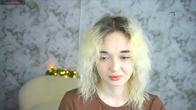Ashley S online show from May 6, 10:14 pm