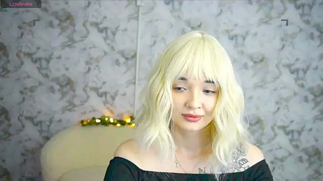 Ashley S online show from June 3, 10:25 pm
