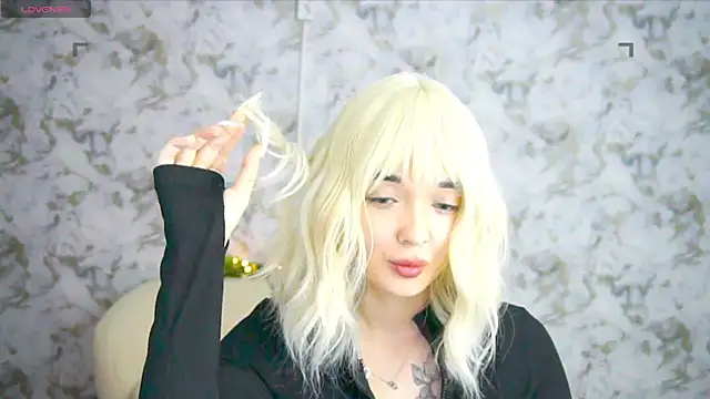 Ashley S online show from June 8, 1:28 am