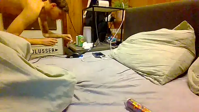 jellesexx online show from May 9, 12:14 am