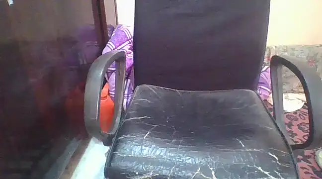 Snapshot of AuntyLover_BhabhiLover_ chatting on March 22, 12:14 pm AuntyLover BhabhiLover  online show from March 22, 12:14 pm