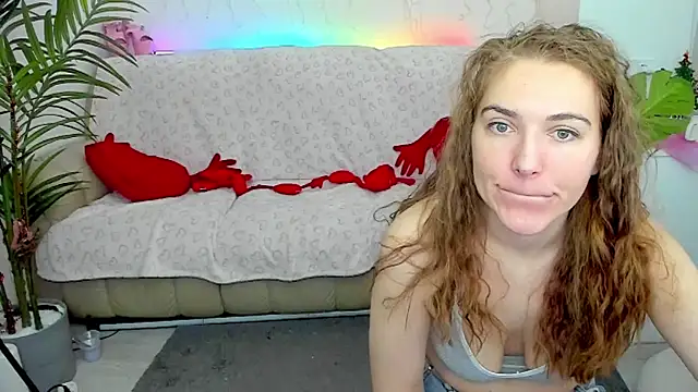 Snapshot of HotCaramellsTV chatting on January 27, 3:26 am HotCaramellsTV online show from January 27, 3:26 am