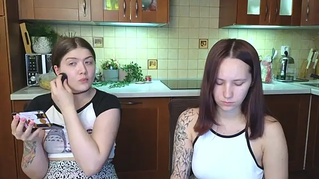 HotCaramellsTV online show from March 27, 10:49 am