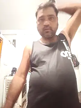 pintuS40 online show from November 29, 12:11 am