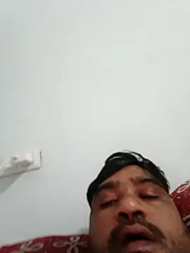 pintuS40 online show from April 4, 1:34 am