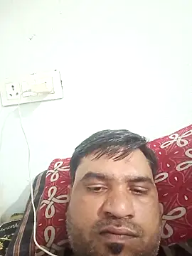 Snapshot of pintuS40 chatting on February 5, 1:51 pm pintuS40 online show from February 5, 1:51 pm