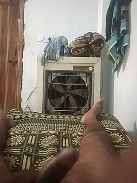 Snapshot of pintuS40 chatting on March 3, 8:54 am pintuS40 online show from March 3, 8:54 am