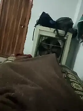 Snapshot of pintuS40 chatting on February 17, 4:21 am pintuS40 online show from February 17, 4:21 am