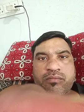 pintuS40 online show from December 14, 10:54 am