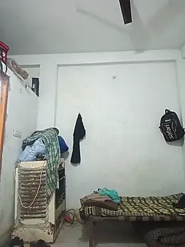 Snapshot of pintuS40 chatting on December 22, 3:39 am pintuS40 online show from December 22, 3:39 am