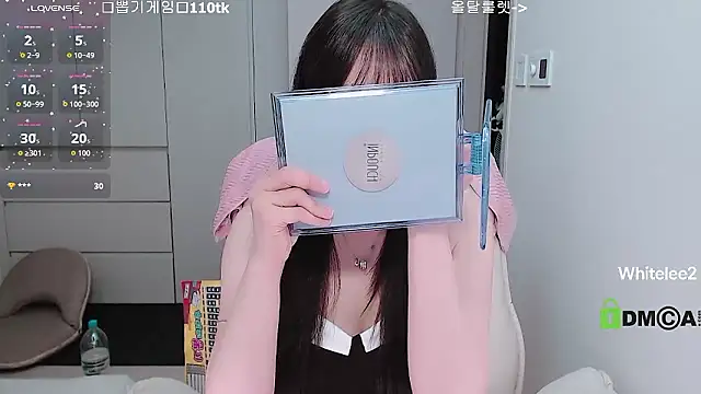 whitelee2 online show from April 13, 1:15 pm