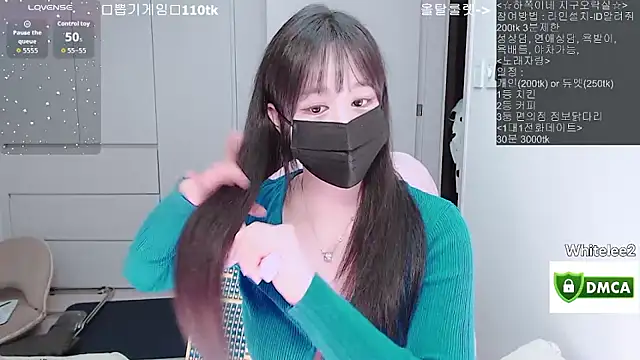 whitelee2 online show from March 29, 1:02 pm