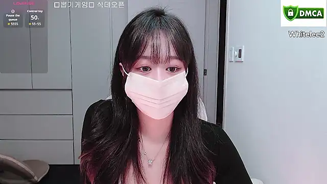 whitelee2 online show from February 3, 1:49 pm