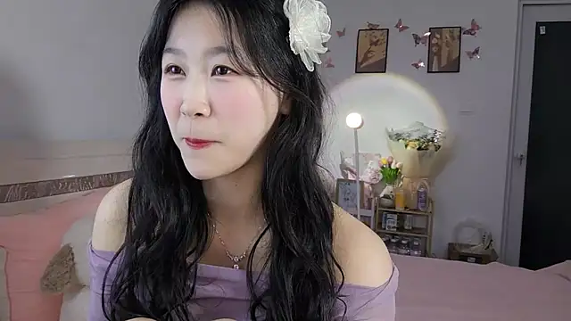 Snapshot of Luminous163 chatting on March 8, 1:14 pm Luminous163 online show from March 8, 1:14 pm