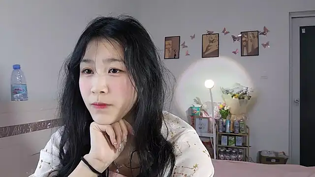 Snapshot of Luminous163 chatting on March 15, 1:07 pm Luminous163 online show from March 15, 1:07 pm